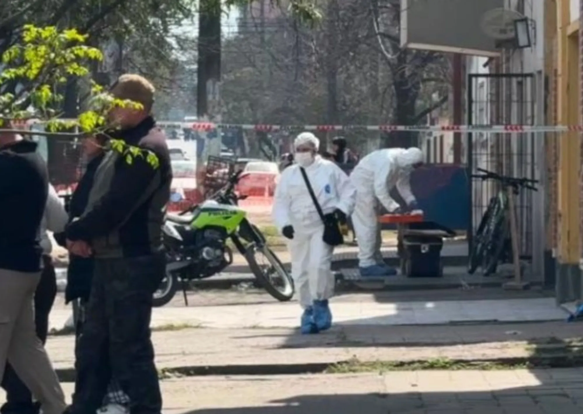 Horror en Tucumán: un hombre que cumplía arresto domiciliario mató a su hijo de 8 años y luego se quitó la vida