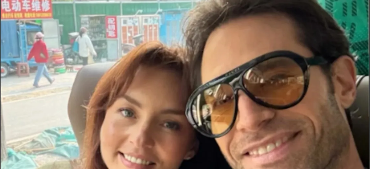 Sebastián Rulli sorprende al mostrar fotos inéditas con Angelique Boyer desde China
