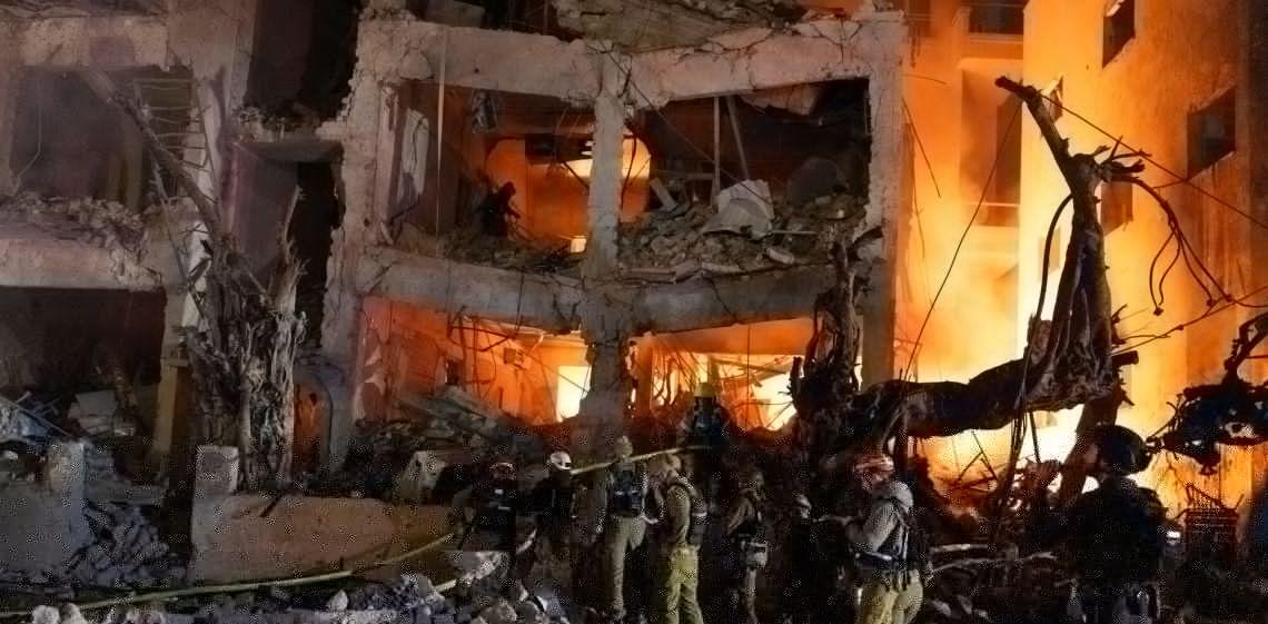 Trump presiona por cambio liderazgo en Irán pero Teherán se mantiene firme