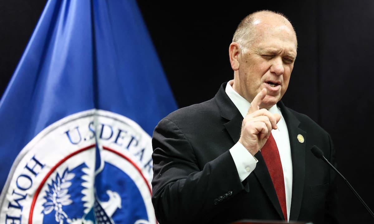 Luego de semanas de tensión, el gobierno de Trump retira a 700 agentes migratorios de Minnesota