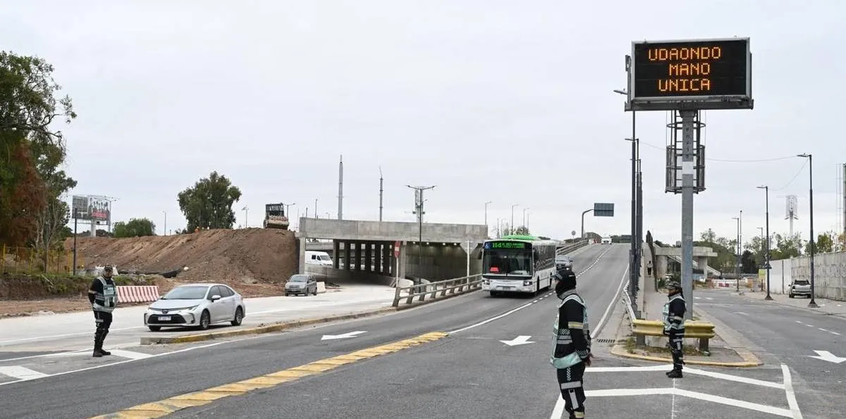 Cierran un sector clave de un acceso rápida a la ciudad por obras: confirman desvíos alternativos