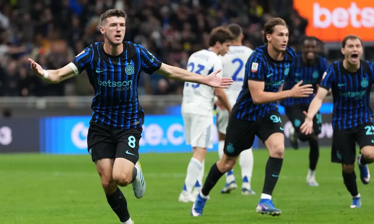 Inter dio vuelta un 0-2 ante Como, avanzó a la final de la Copa Italia y Lautaro Martínez lo festejó desde la tribuna