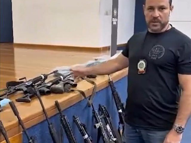 El robo hormiga de fusiles FAL argentinos, parte de una red internacional para abastecer de armas a los narcos brasileГ±os