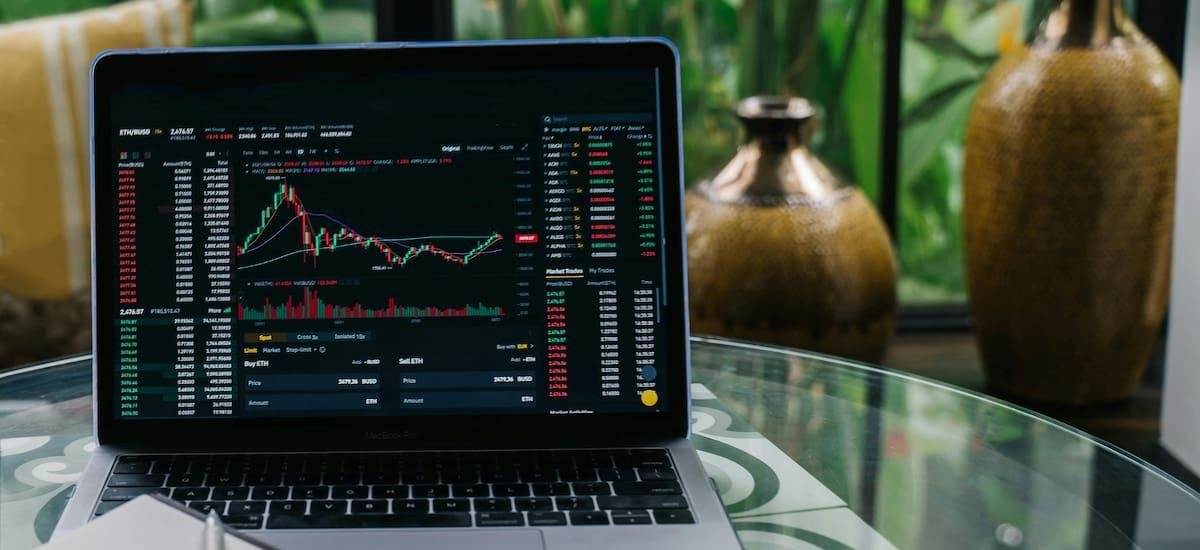 CaixaBank: así abre la cotización hoy viernes 30 de enero, ¿cuánto rinden los dividendos?