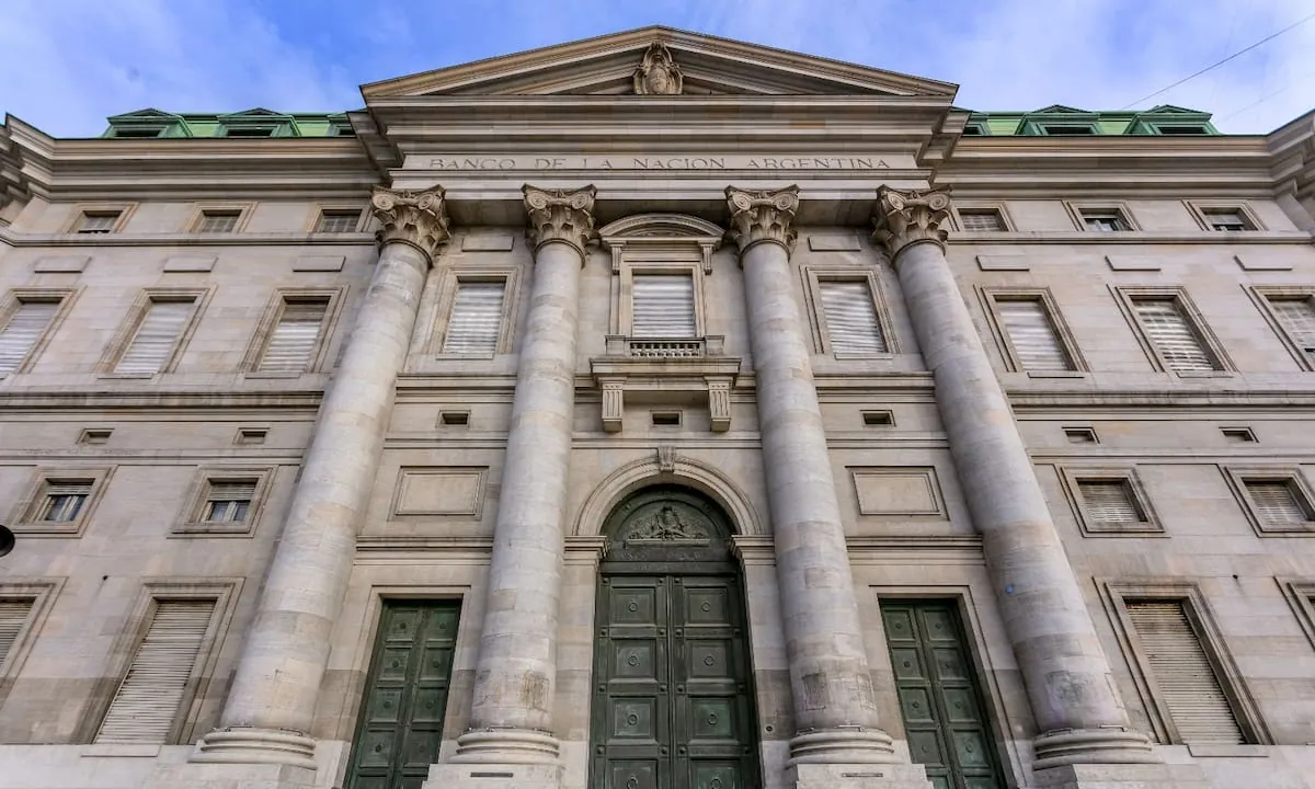 El Banco Nación bajó la tasa para la refinanciación de deudas “para familias que atraviesan dificultades”