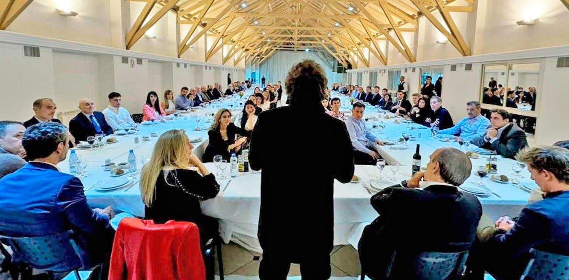 Javier Milei agasajó en Olivos a senadores y diputados de La Libertad Avanza con una cena, tras la apertura de sesiones ordinarias