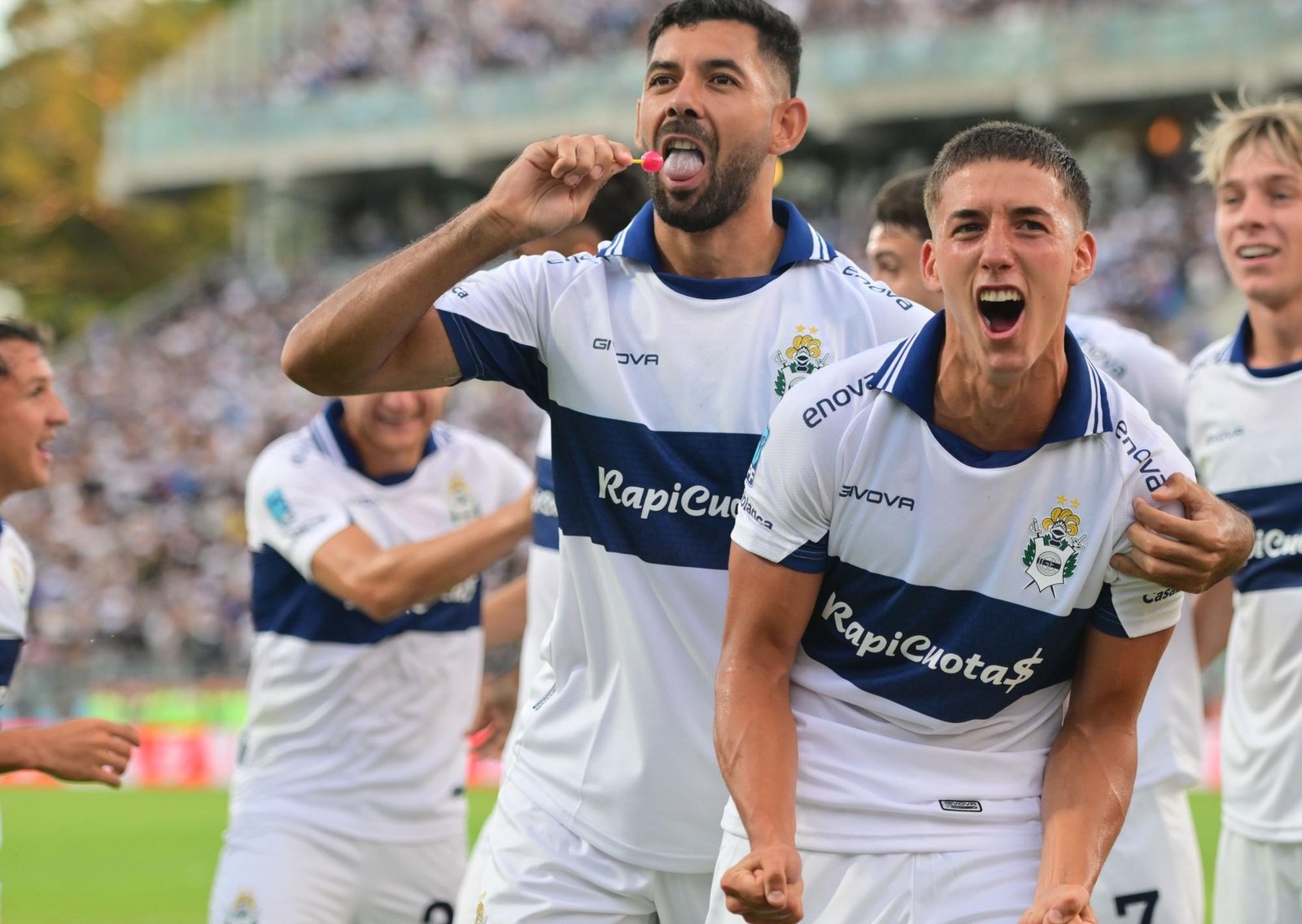 La zurda exquisita de Nicolás Barros Schelotto le cambió la cara a Gimnasia: el Lobo le ganó 3-1 a Aldosivi en el Bosque y se ilusiona