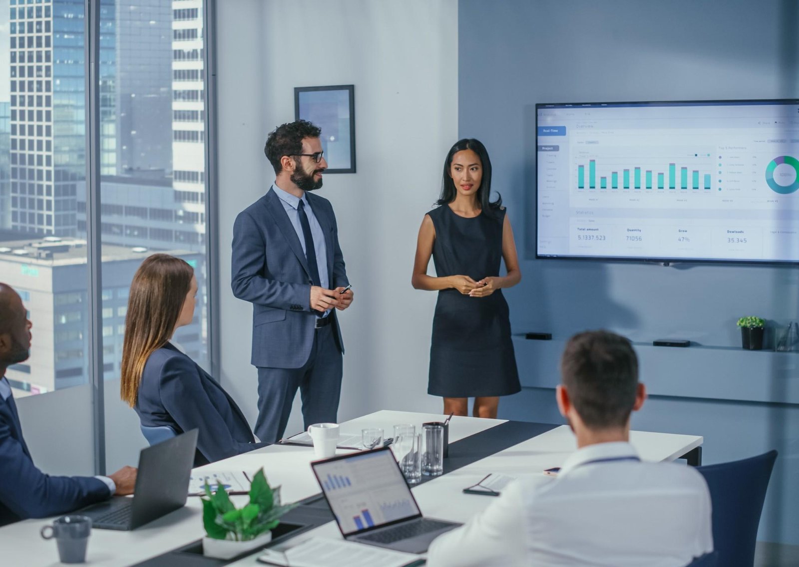 Buscar trabajo: los 4 rubros que contratarán más empleados en 2026 y qué perfiles necesitan