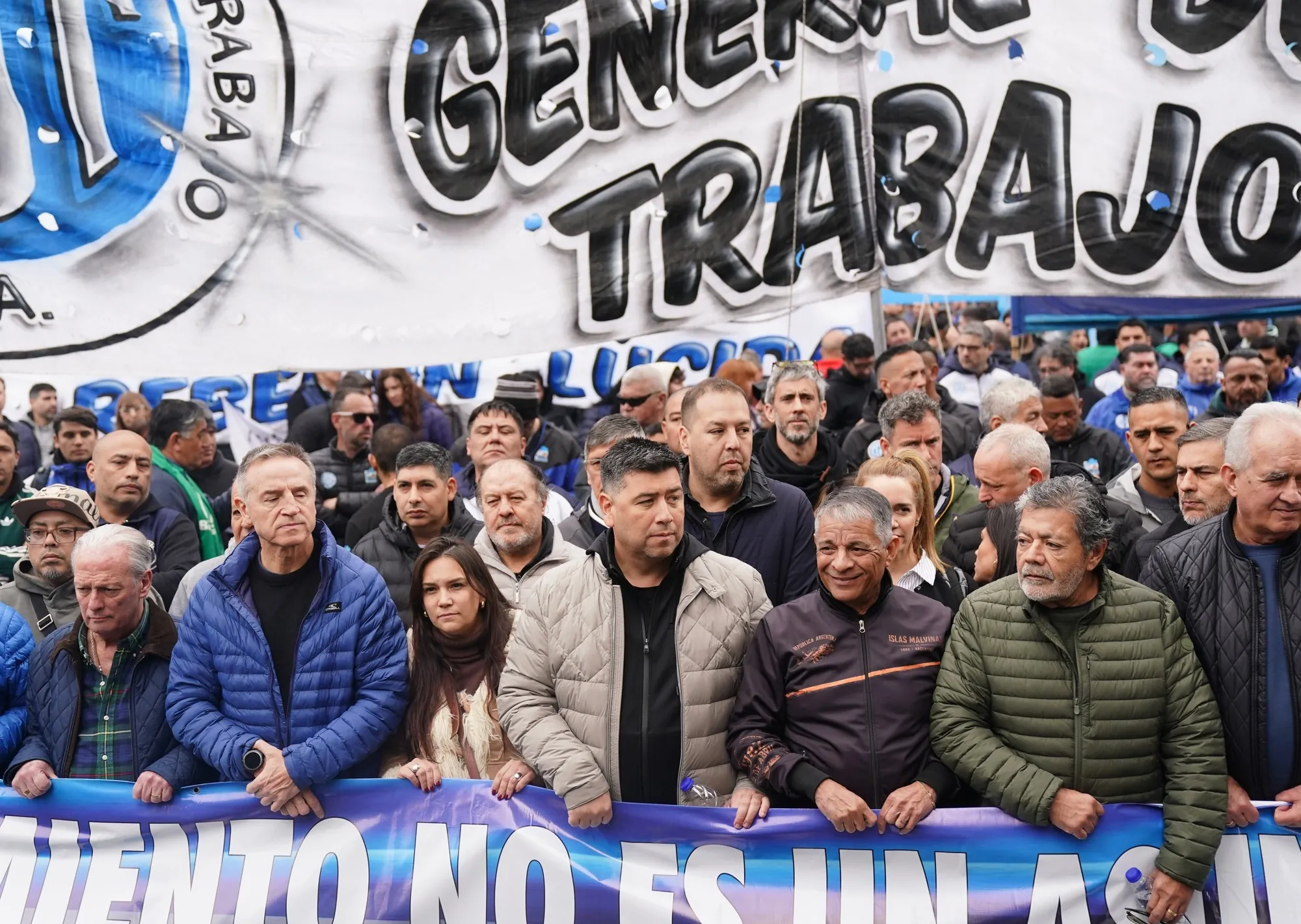 La CGT marchó por las familias endeudadas y le pidió al Gobierno que regule las tasas de interés de los préstamos