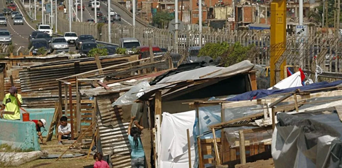 Después de cinco trimestres, aumentó la pobreza en CABA y alcanzó a 651.000 personas