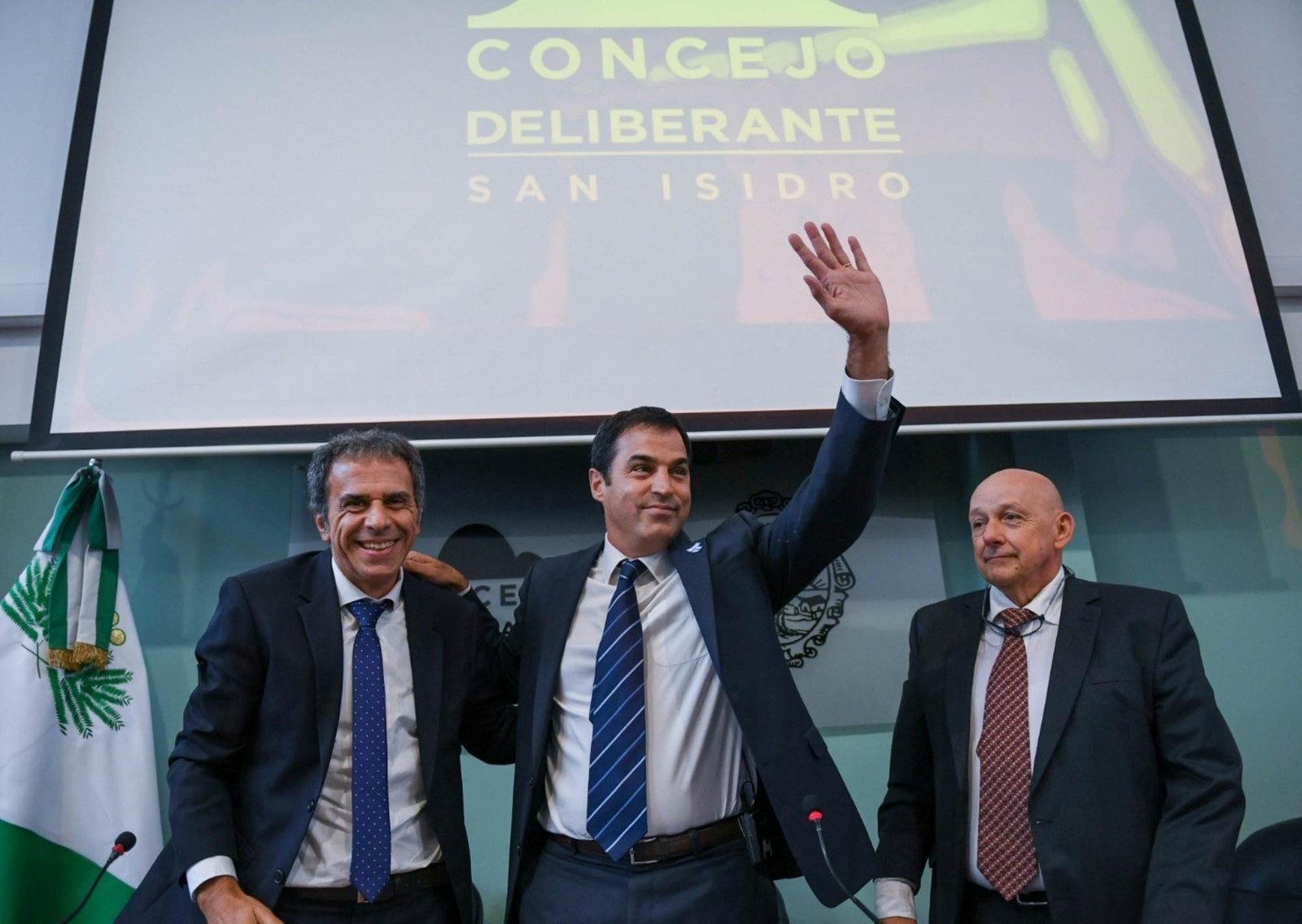 Por primera vez, una intendencia el conurbano compra armas no letales para su patrulla municipal