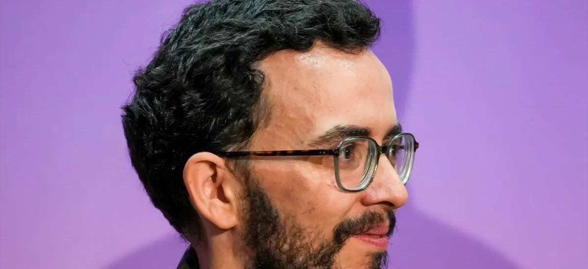 Miguel Ángel Llamas, candidato de Podemos en Castilla y León, denuncia haber sufrido una agresión mientras estaba con su hijo y lo achaca al “clima de odio”: “Hay líneas rojas”