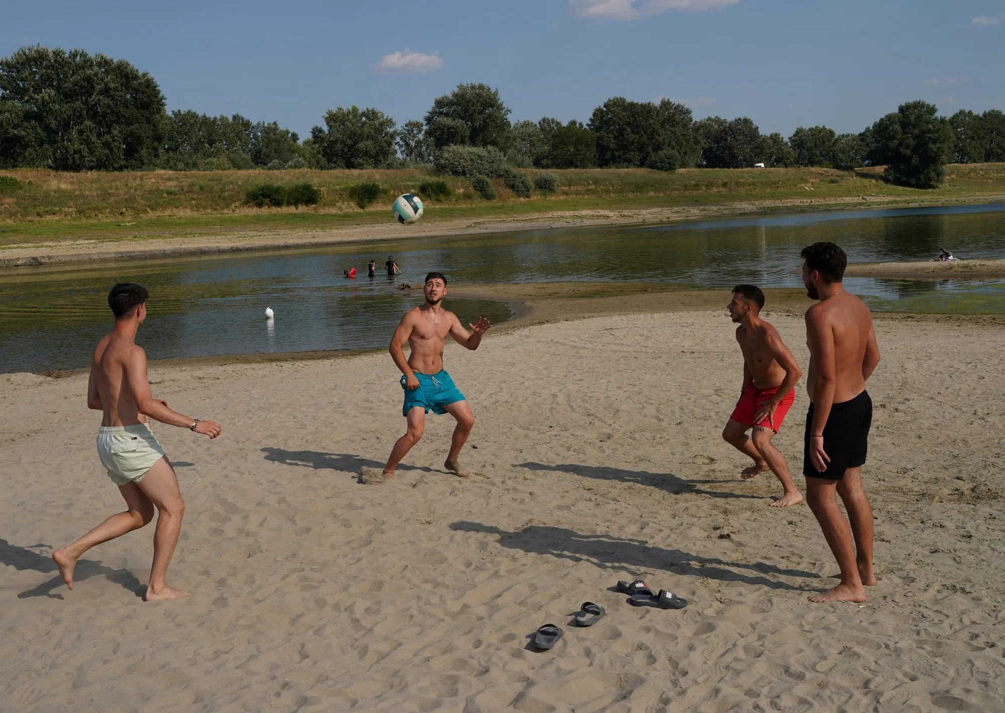 Europa: la ola de calor pone a todas las grandes ciudades de Italia en alerta roja y Austria y Eslovaquia baten récords de temperatura