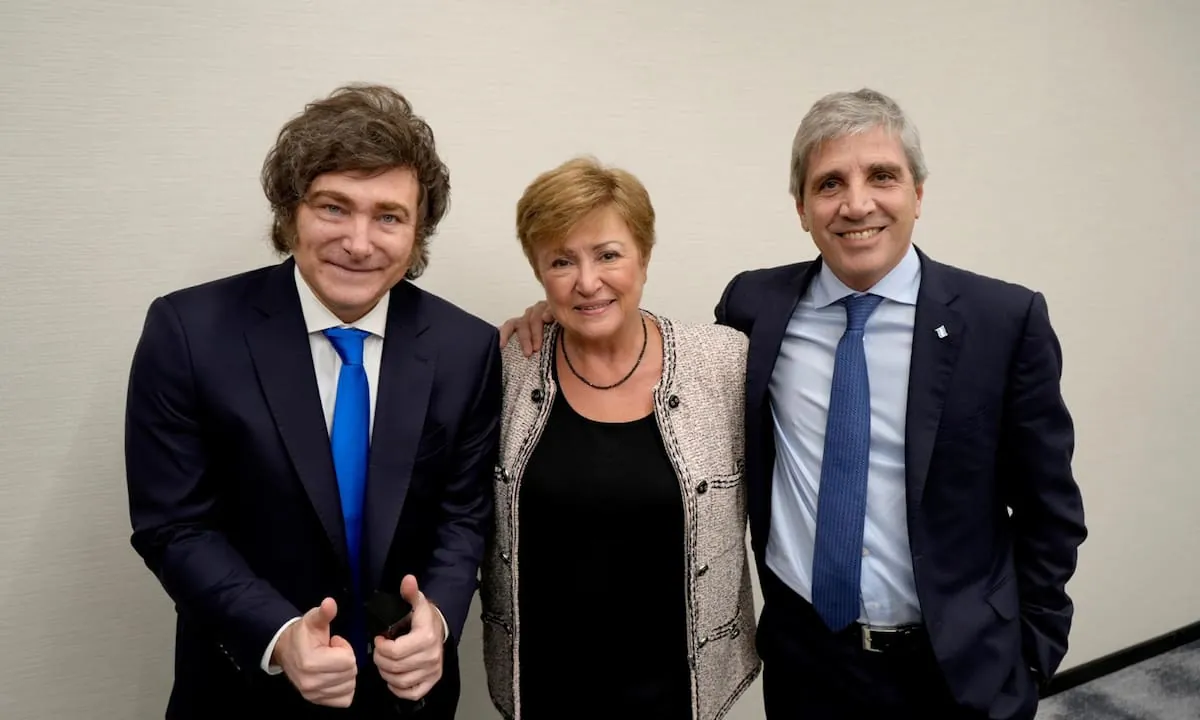 Luis Caputo anunció que Kristalina Georgieva visitará la Argentina este mes