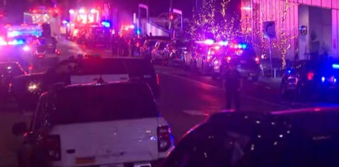 Un tiroteo en un bar de Texas dejó dos muertos y 14 heridos: el atacante abatido por la policía