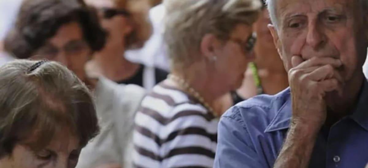 España desafía a Europa: la pensión media ya alcanza para vivir, pero el sistema sigue en la cuerda floja