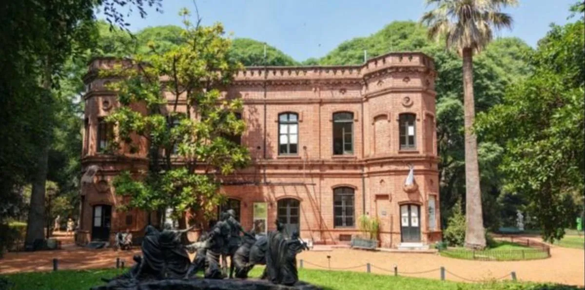El castillo en medio de Palermo: así se ve la Casona del Jardín Botánico en plena restauración
