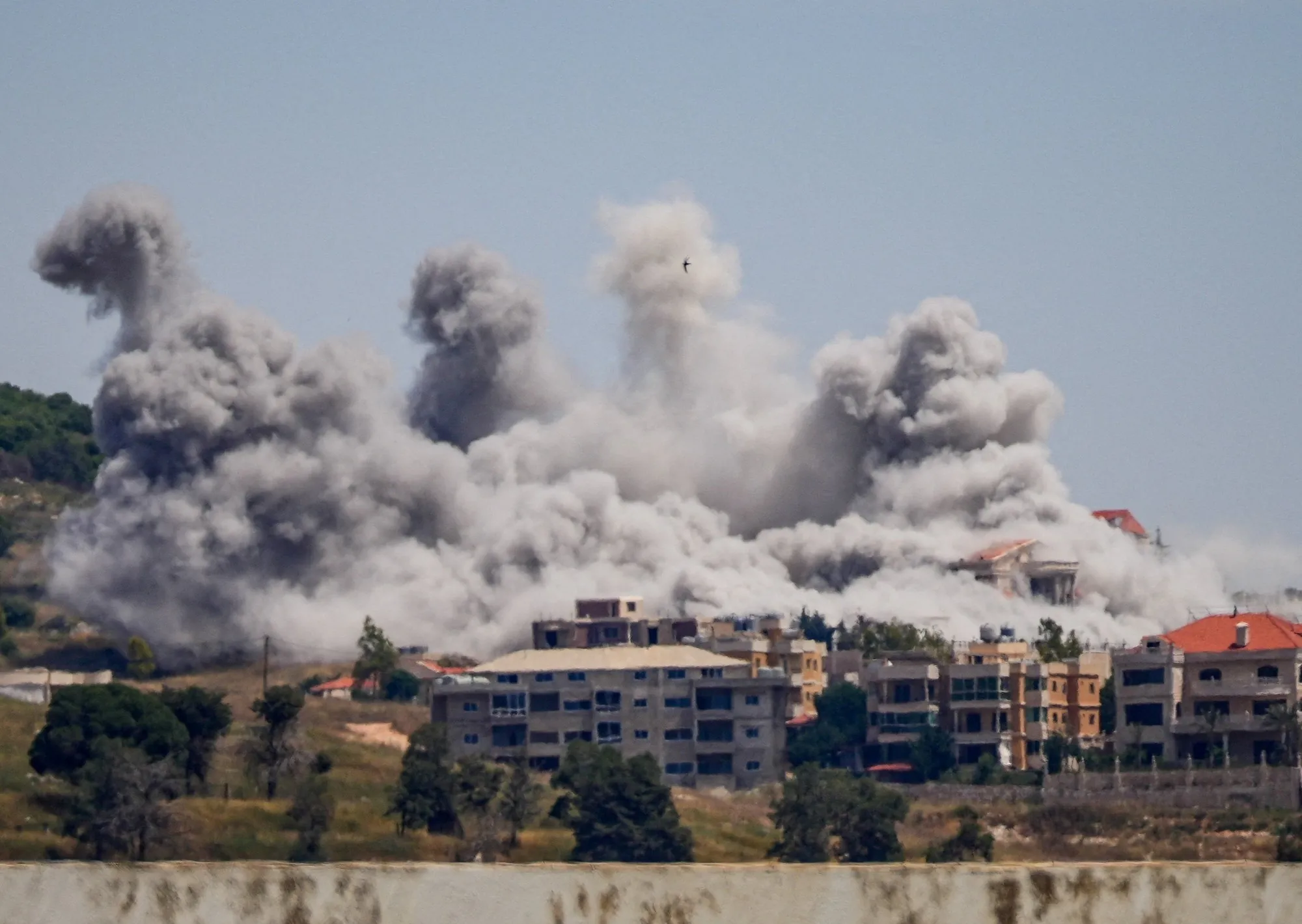 Israel y Líbano acuerdan un cese al fuego mientras continúan las negociaciones