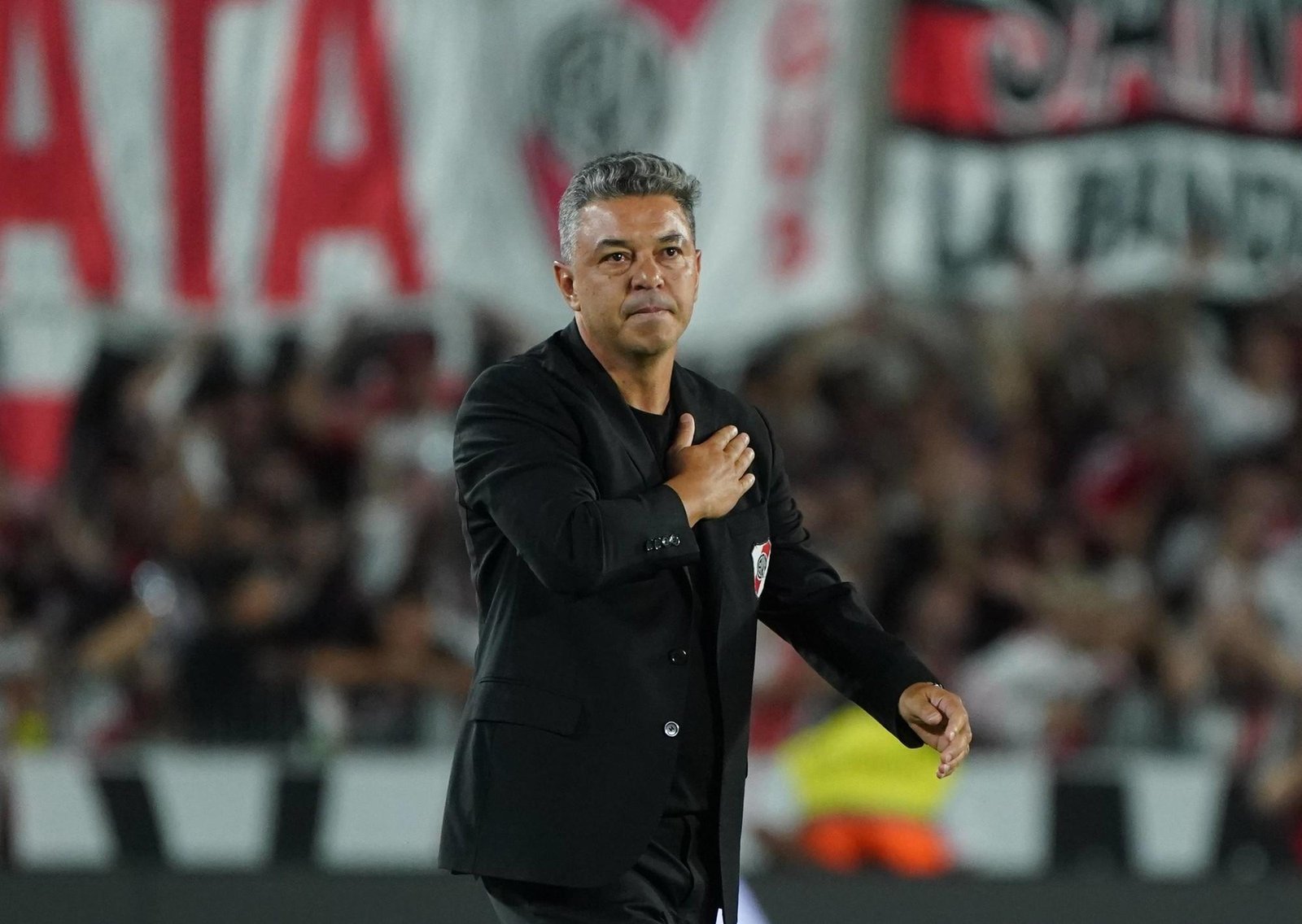 La despedida de Gallardo en River fue con lágrimas, una última caricia a los pibes del club y las señales del poco feeling con los jugadores