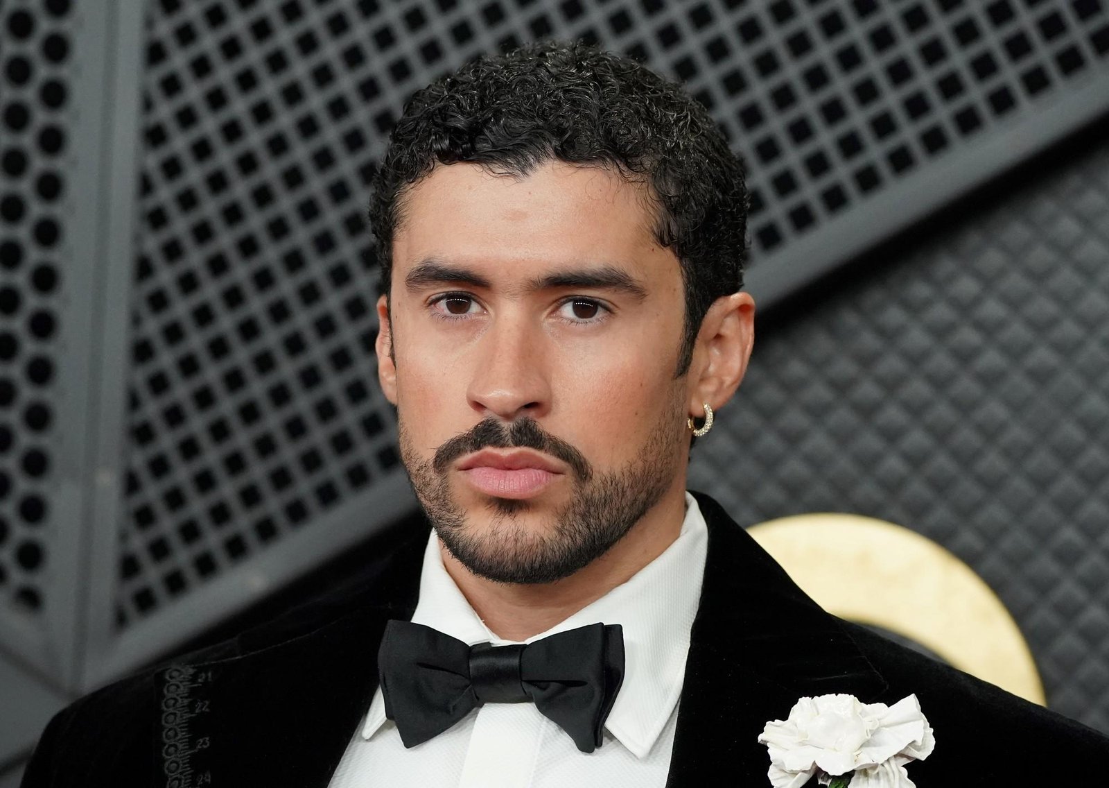 Bad Bunny, el primer latino en llevarse álbum del año en los premios Grammy: de cantar en Pinar de Rocha a ser elegido como lo mejor de la industria