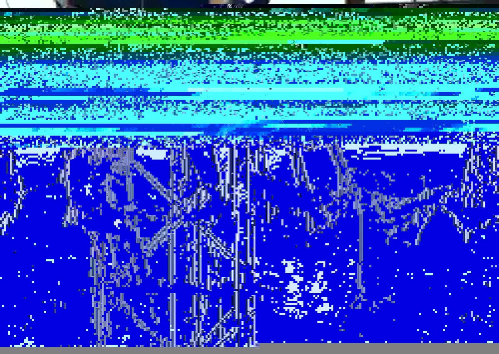 Un globo aerostático se enredó en una torre a más de 270 metros de altura: el video del arriesgado rescate