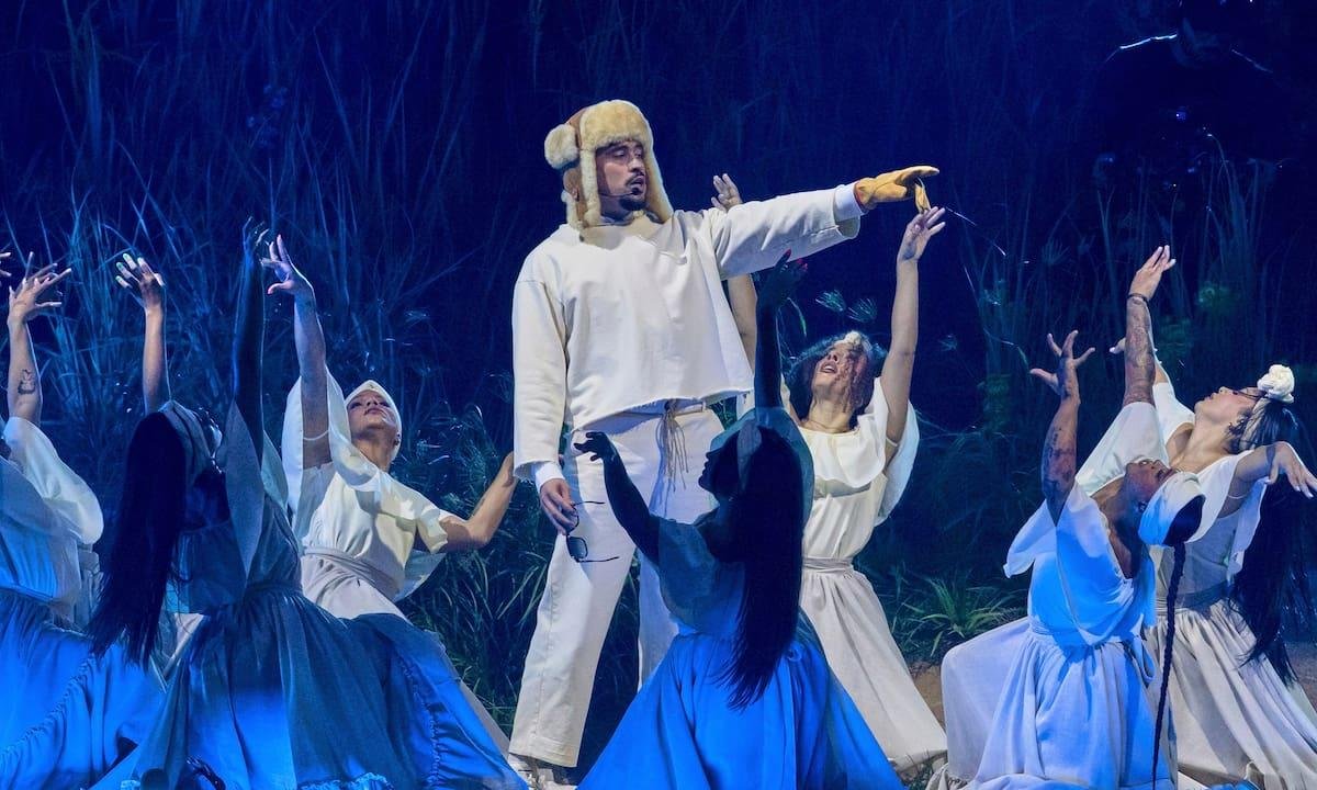 Fans se apresuran a aprender español antes del show de medio tiempo de Bad Bunny en el Super Bowl