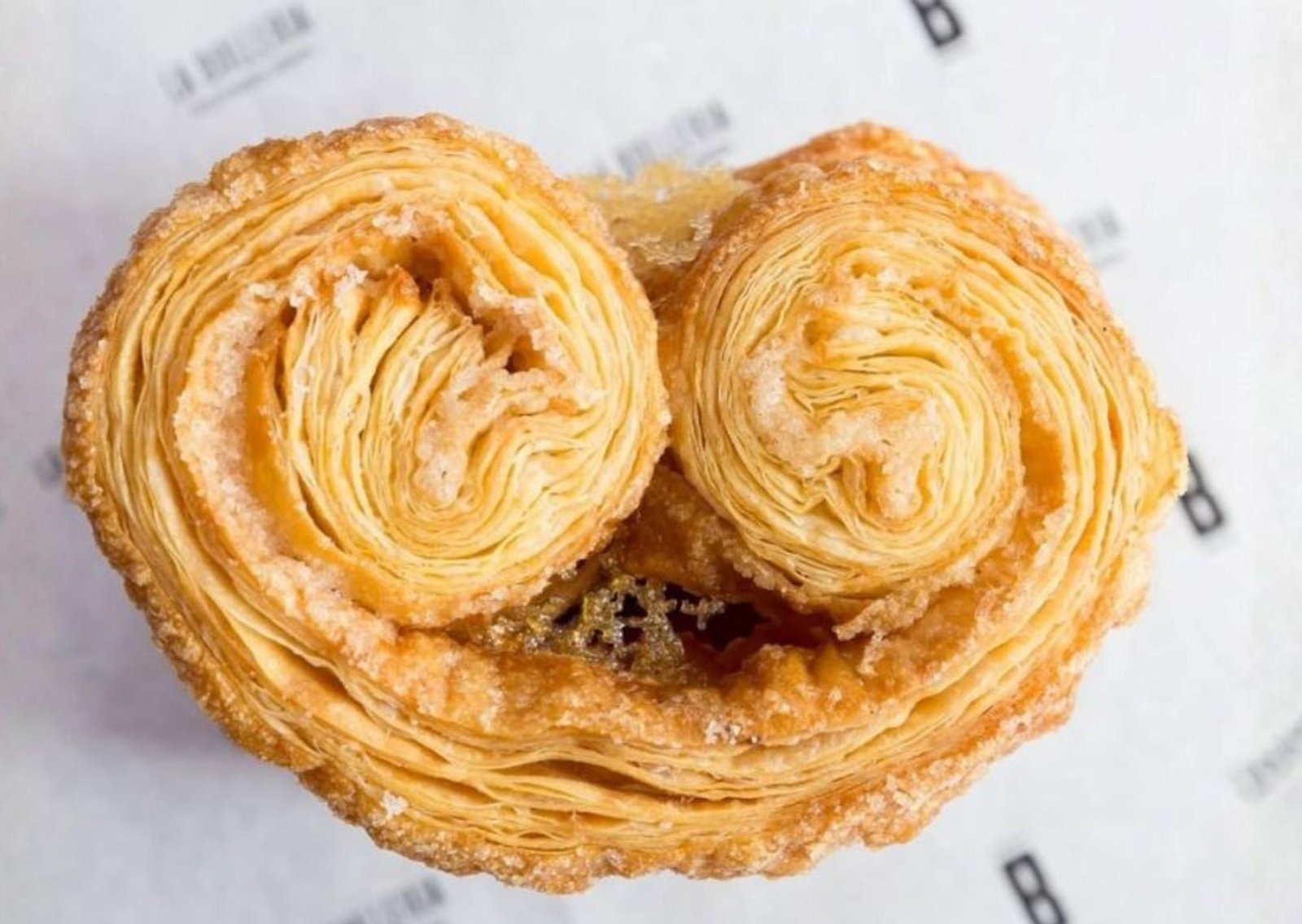 La palmerita volvió y es tendencia: con hojaldre premium, tamaño XL y una versión salada que sorprende