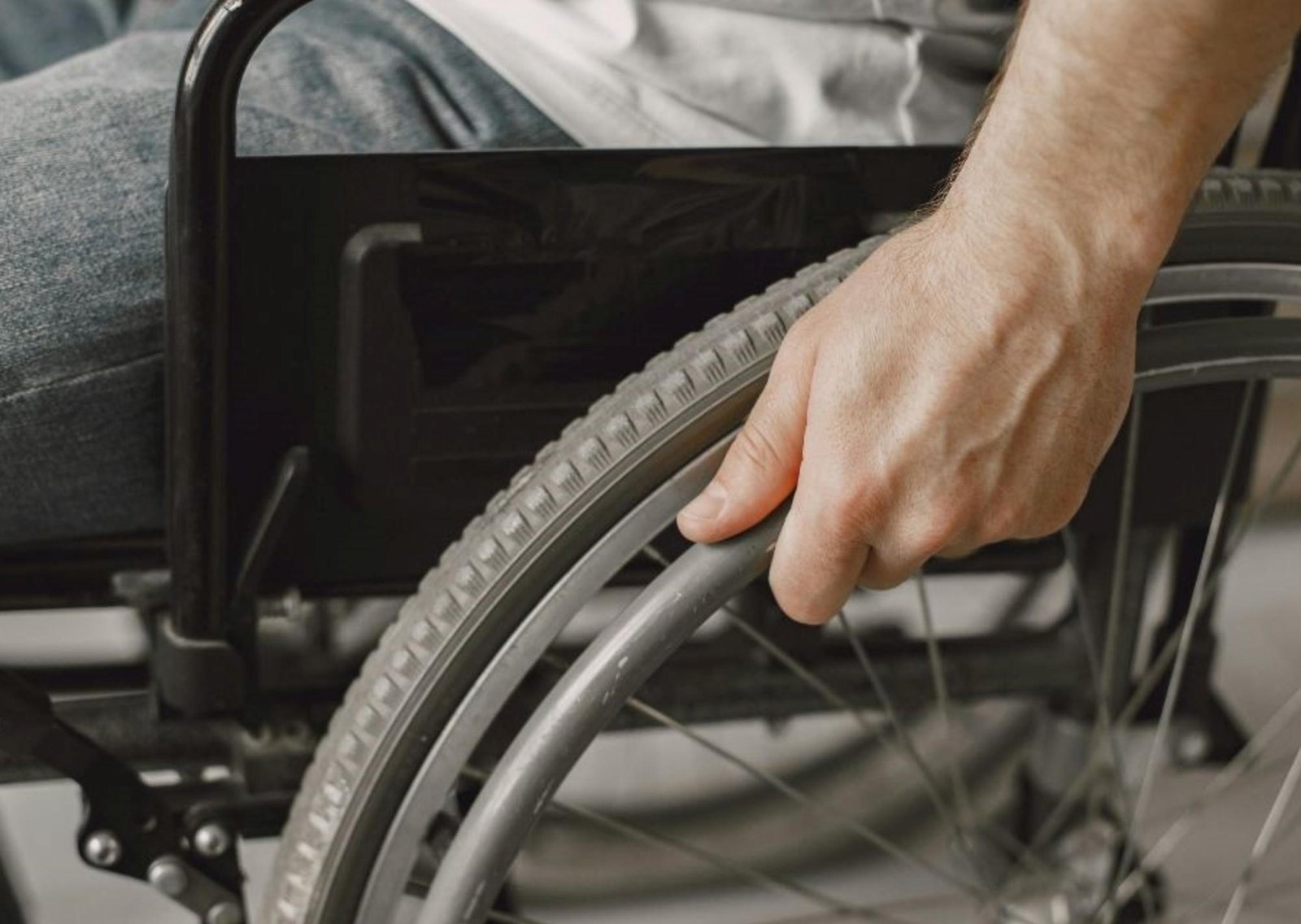 Se amputó un pie para ser admitido en la facultad como discapacitado: le negaron el ingreso