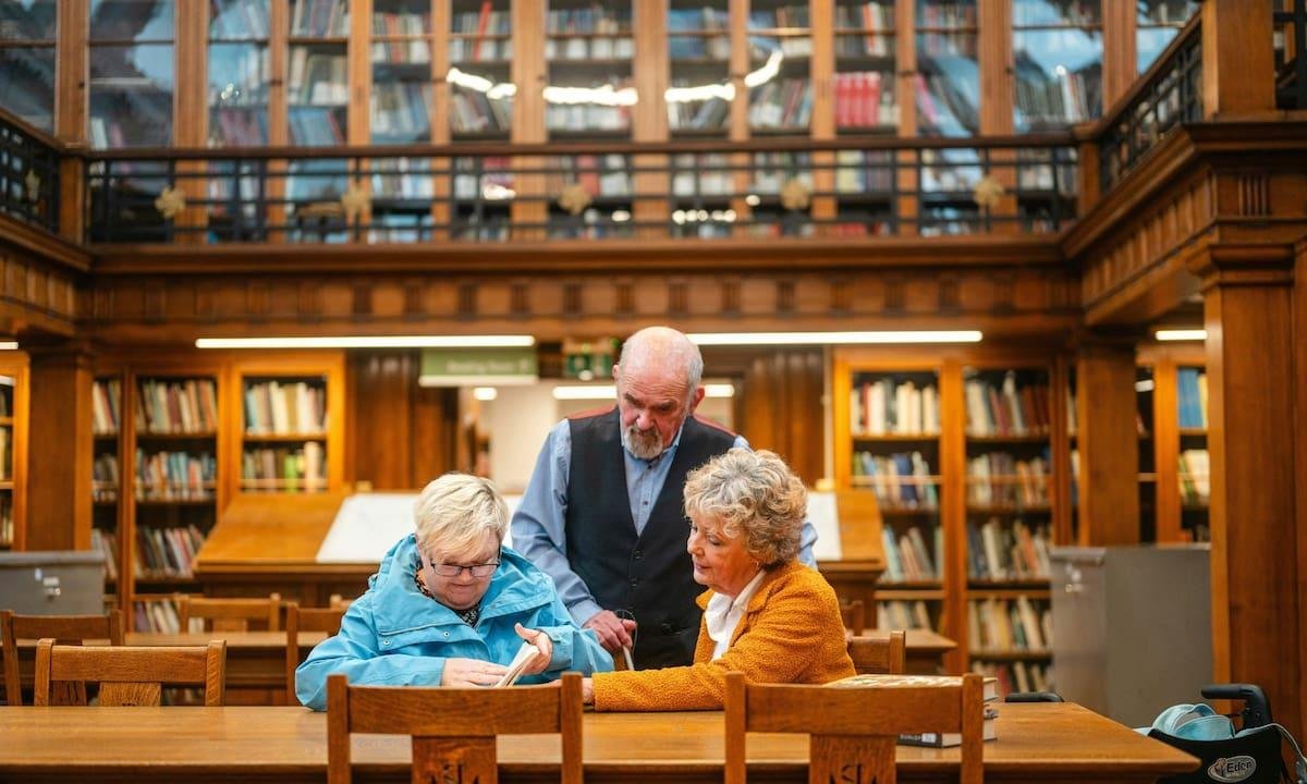 Exenciones 50/20 y 55/15 en marzo 2026: requisitos para no rendir el examen de inglés en la naturalización de EE.UU.