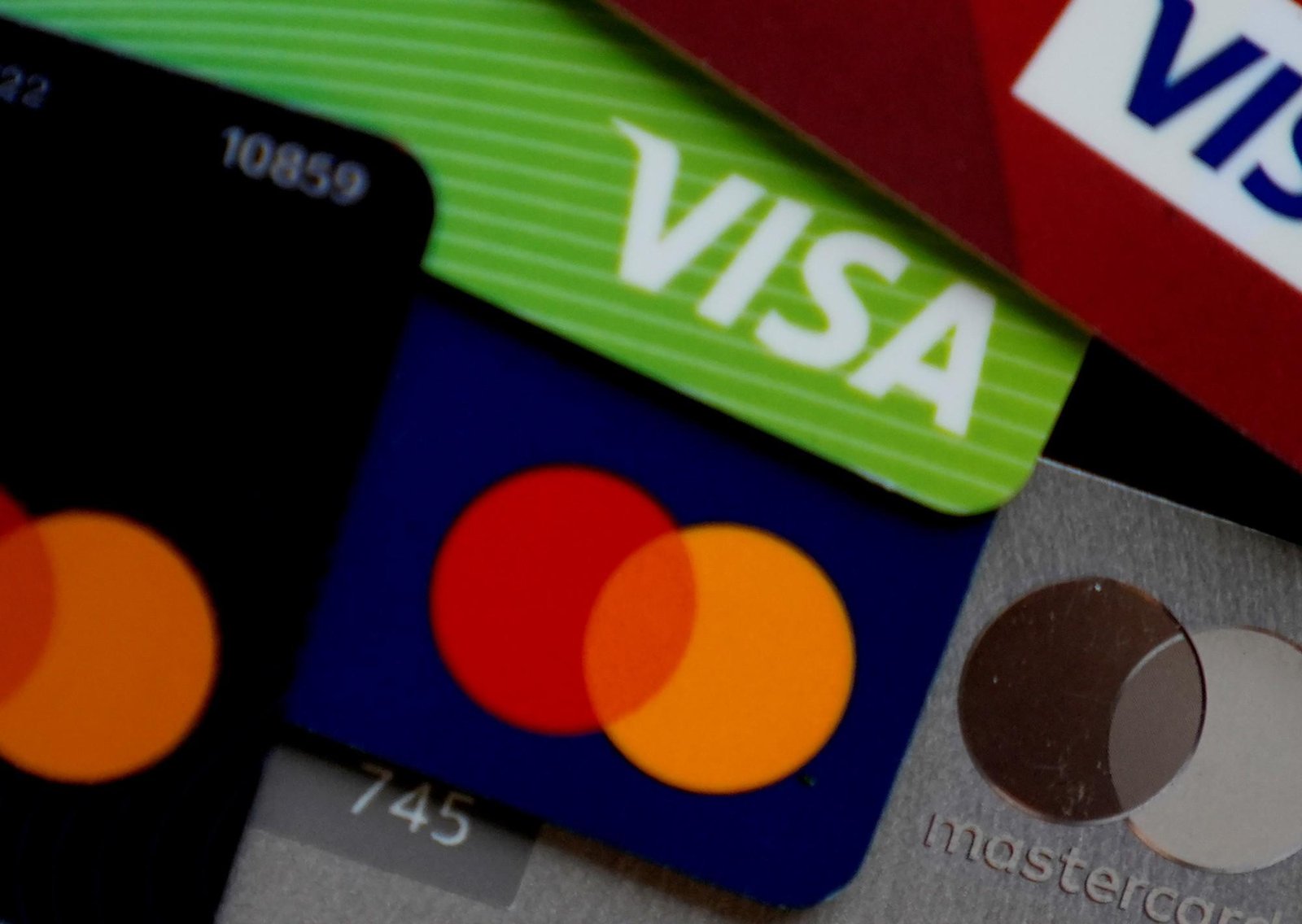 Gastos en dólares: cómo pagar la tarjeta en marzo 2026 para evitar recargos y ahorrar 23%