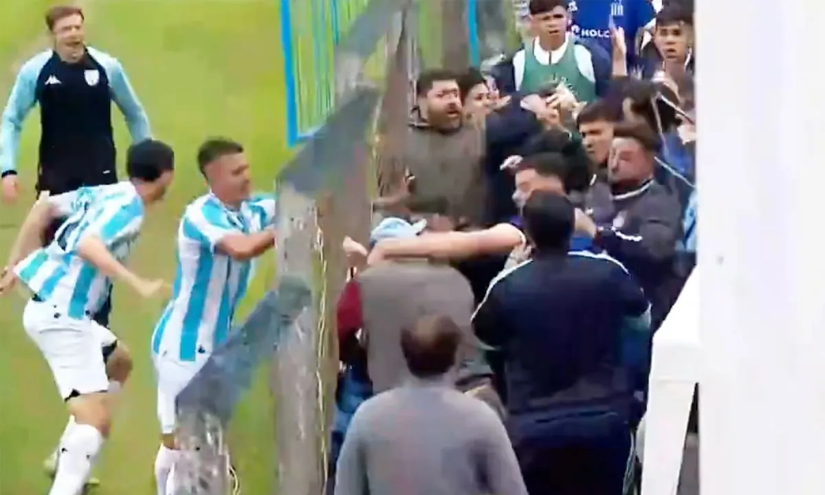 El escándalo a las piñas entre Talleres y Atlético Tucumán por el torneo de Reserva