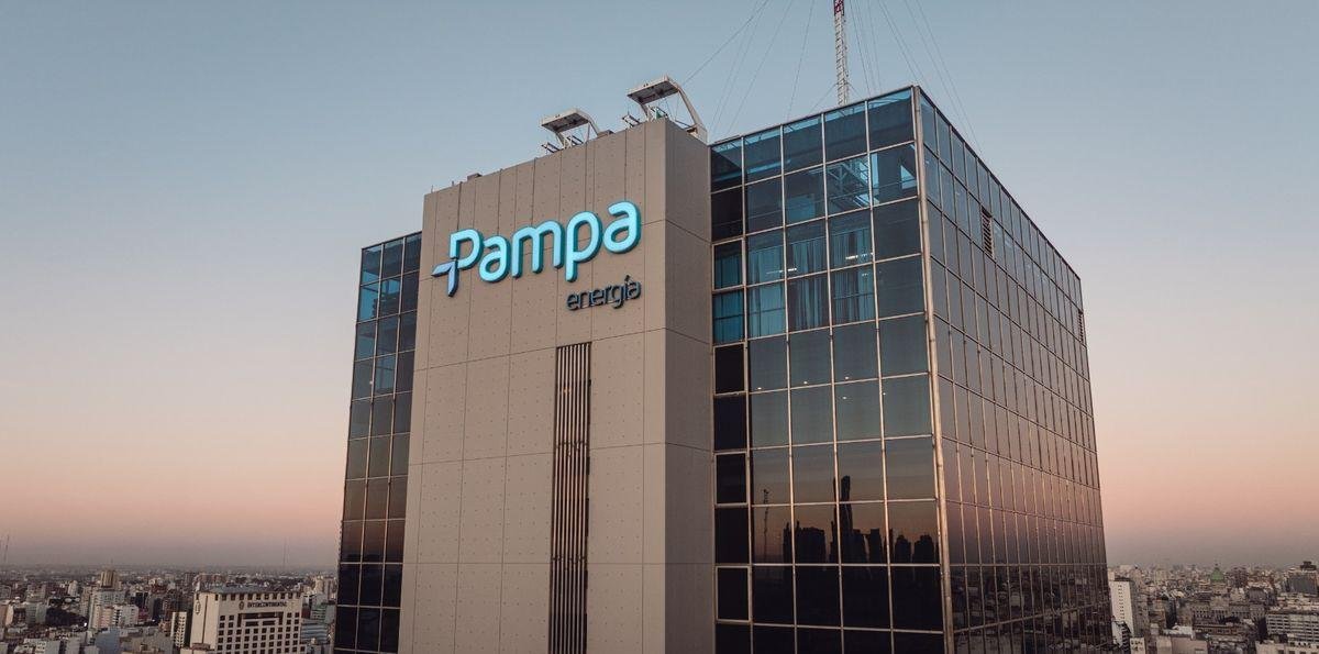 Pampa Energía cerró un 2025 al alza: fuerte salto en generación eléctrica y expansión de reservas en Vaca Muerta
