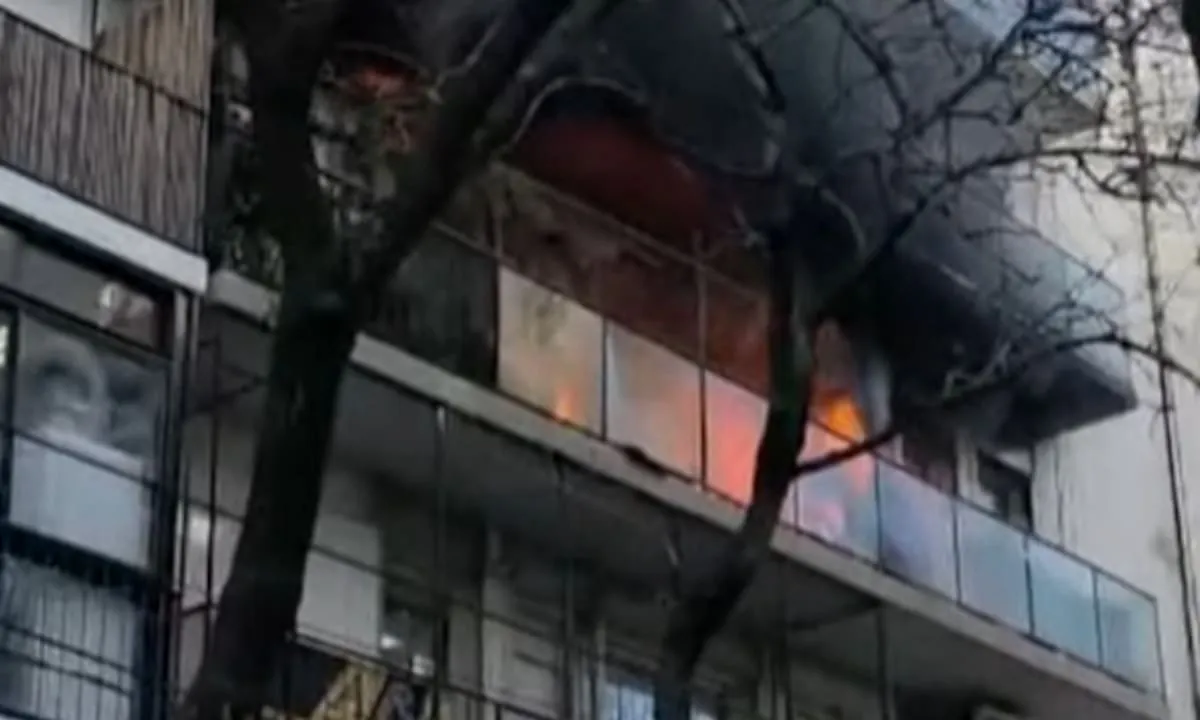 Se incendió un edificio pegado al de Cristina Kirchner