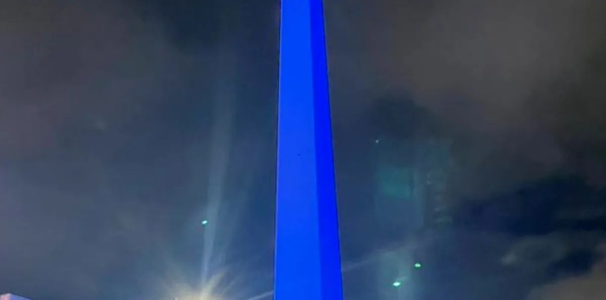 El Obelisco se iluminó de azul y dio inicio a una semana de actividades por la concientización sobre el autismo