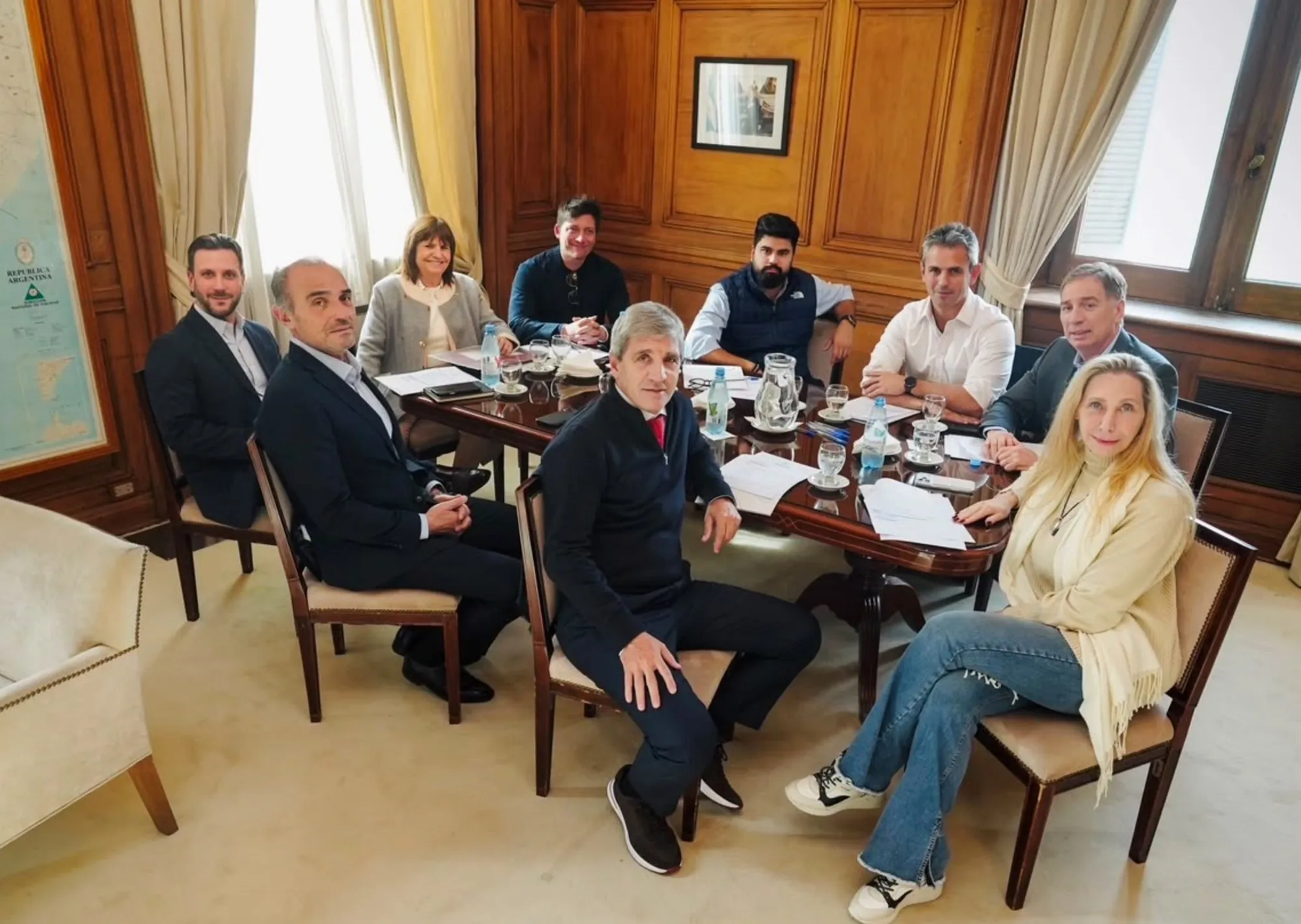 En el debut de Santilli, la mesa política se reunió y definió las prioridades legislativas