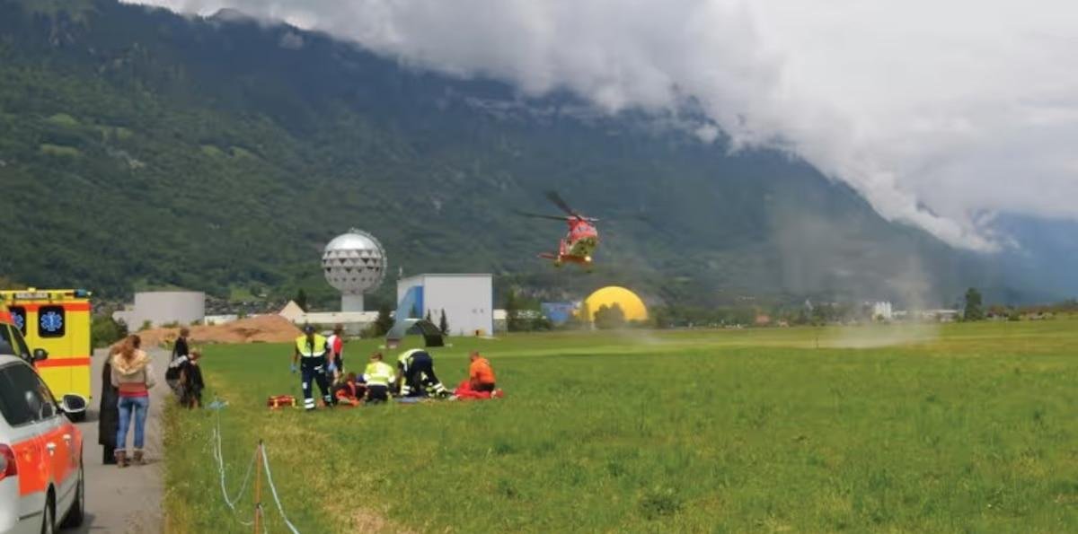 Saltó en paracaídas, pero no se le abrió: los dos pensamientos que tuvo antes de impactar con el suelo
