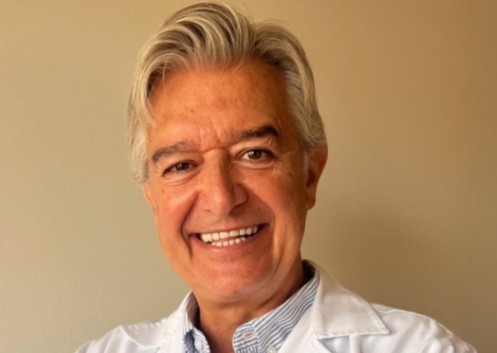 Jesús Vázquez, médico: "La falta de vitamina D no es por falta de sol, sino por problemas digestivos como un intestino inflamado o un hígado irritado"