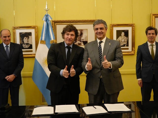 En otro gesto de acercamiento, Javier Milei felicitГі a Jorge Macri por la colocaciГіn de deuda de la Ciudad de Buenos Aires