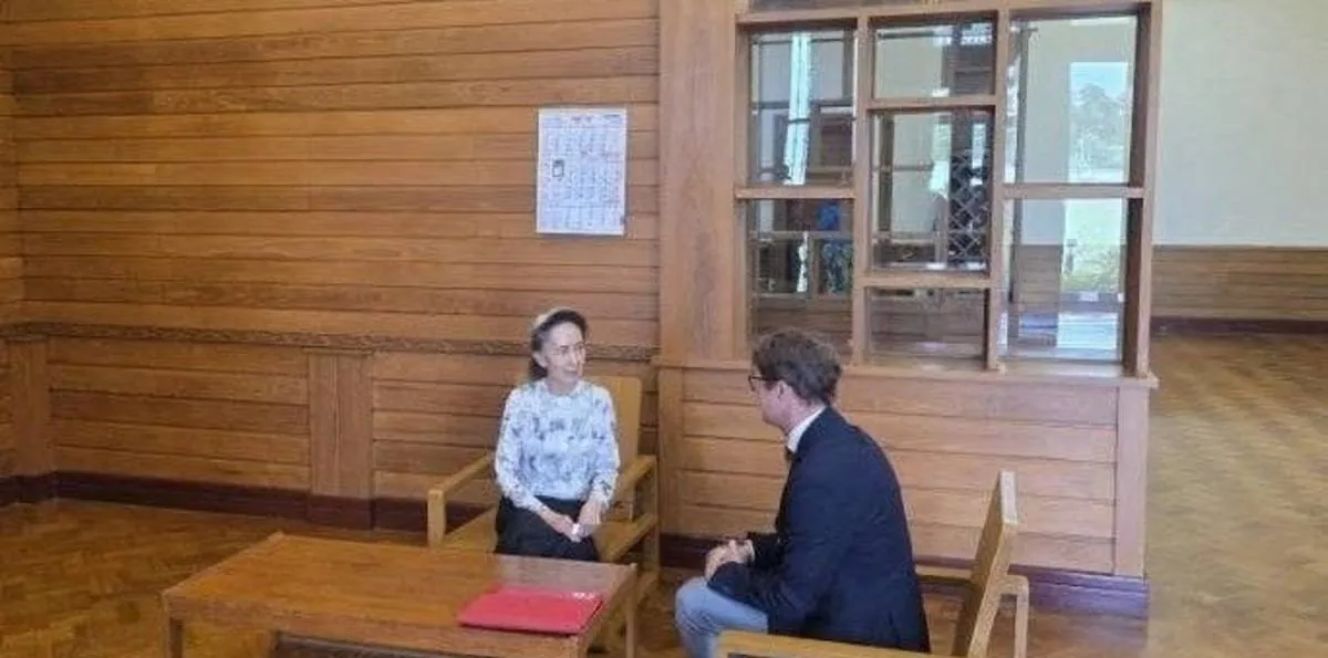 Myanmar dice que la exlíder detenida Aung San Suu Kyi se reunió con un representante de la Cruz Roja