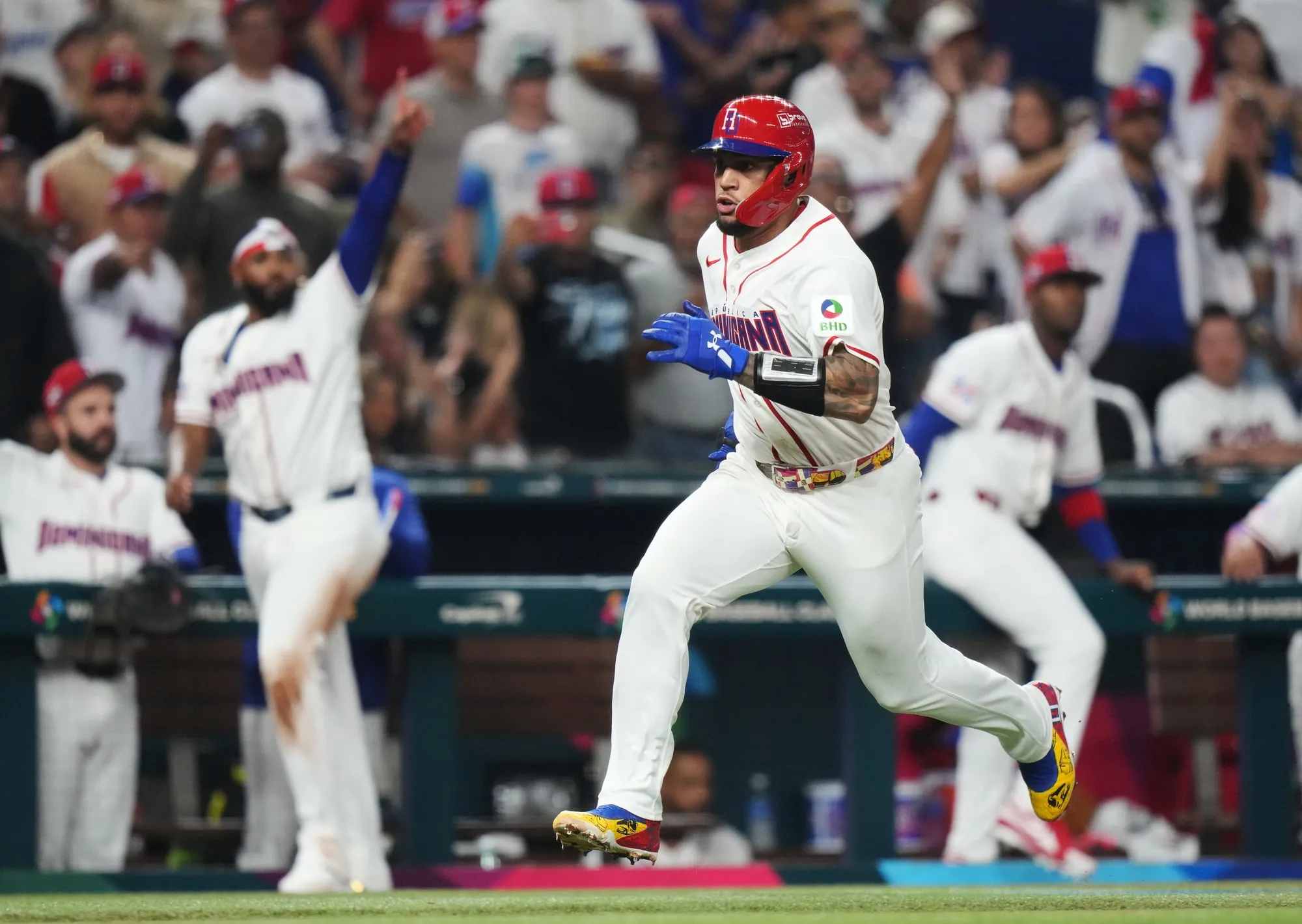 República Dominicana (10) vs (0) Corea: el "Platano Power" dejó en el terreno a los asiáticos y avanzan a las semifinales del Clásico Mundial de Béisbol 2026