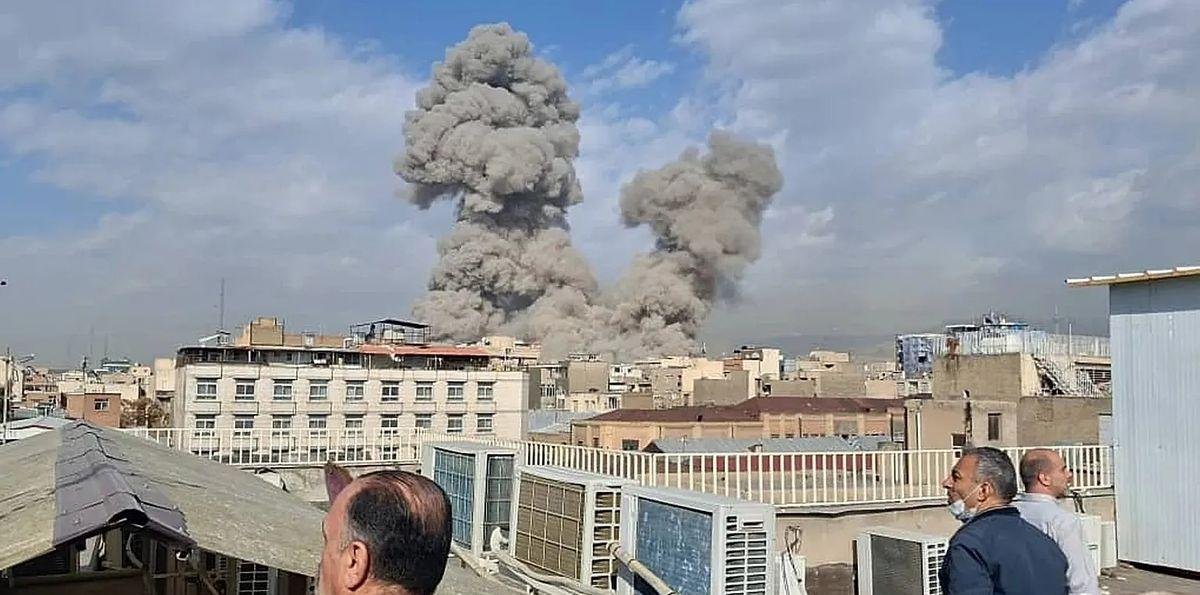 Agentes de inteligencia de Irán habrían ofrecido dialogar con la CIA para frenar la guerra con EEUU