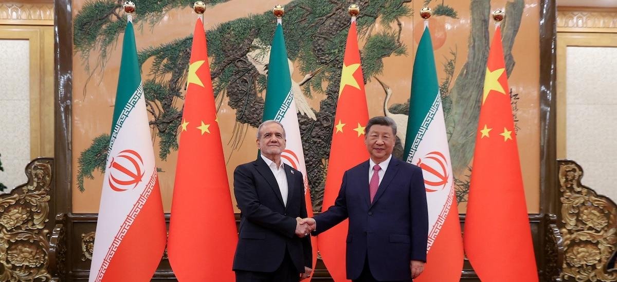 China respaldó al régimen de Irán, su mayor proveedor de petróleo: “Ormuz es un canal importante para los bienes y la energía”