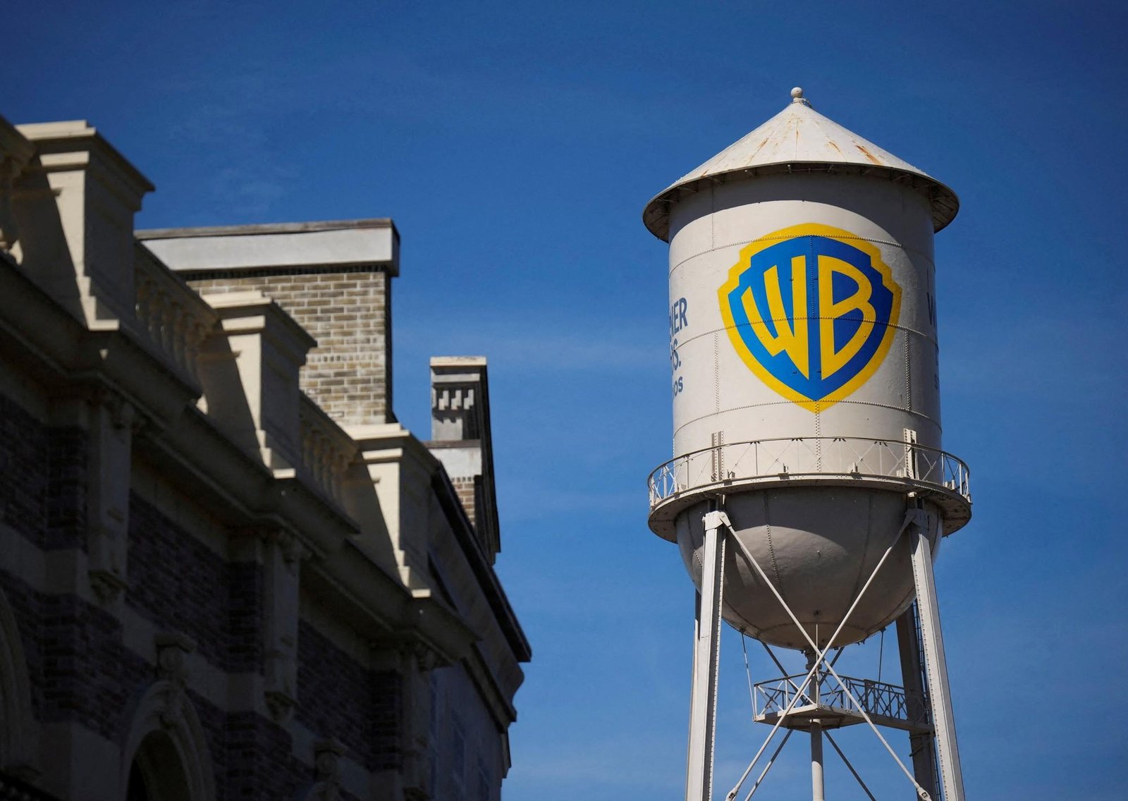 Paramount adquiere Warner tras dejar a Netflix en el camino: una megaoperación de US$ 110.000 millones