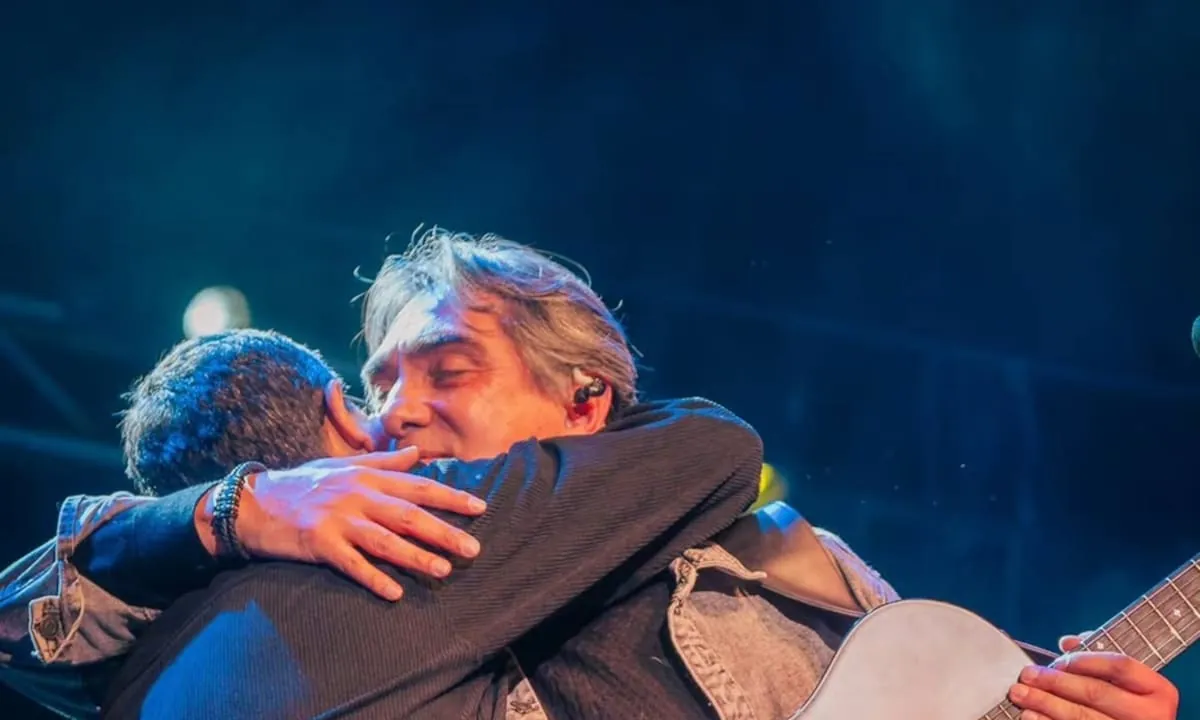 La inesperada aparición de Kike Teruel junto a Los Nocheros que emocionó al público