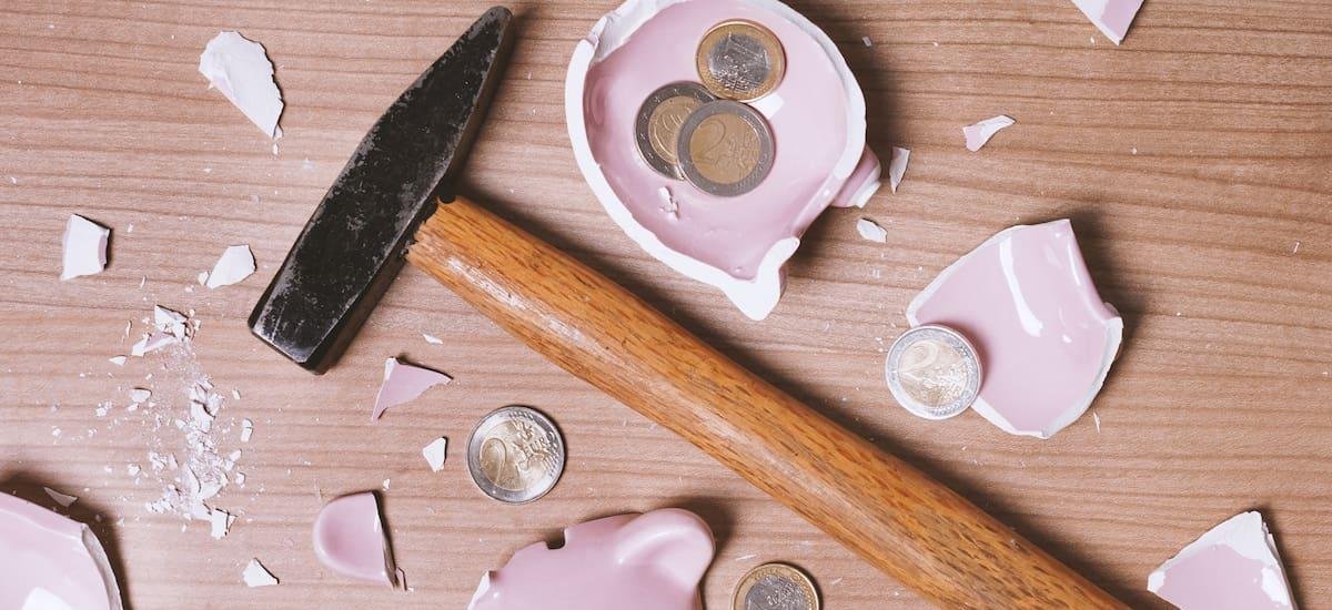 La paradoja del ahorro: 2 de cada 3 argentinos resignan consumos, pero un sector “tapado” logra guardar dinero - El Cronista