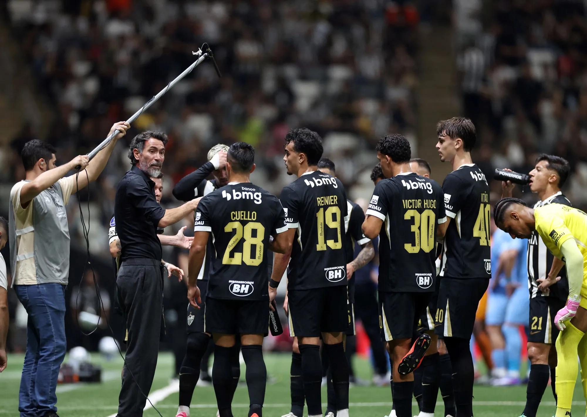 El Atlético Mineiro de Eduardo Domínguez quedó a un paso de la final de la Copa Sudamericana: goleó en la ida al Montevideo City Torque