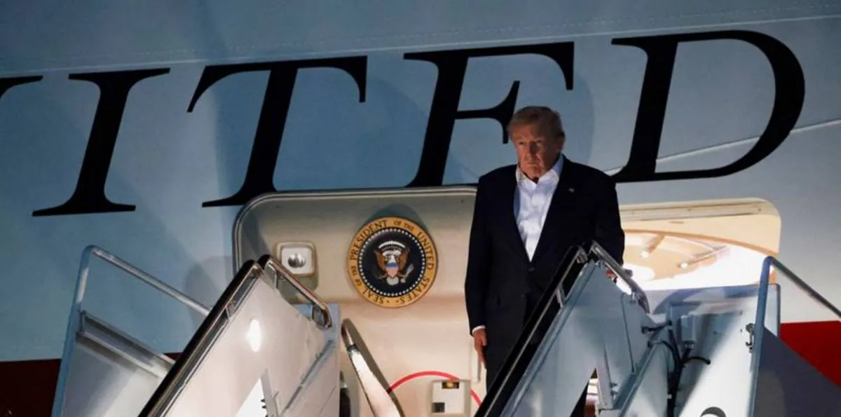 Trump dice que su avión corrió un "mayor riesgo" al cambiar de aeronave en secreto