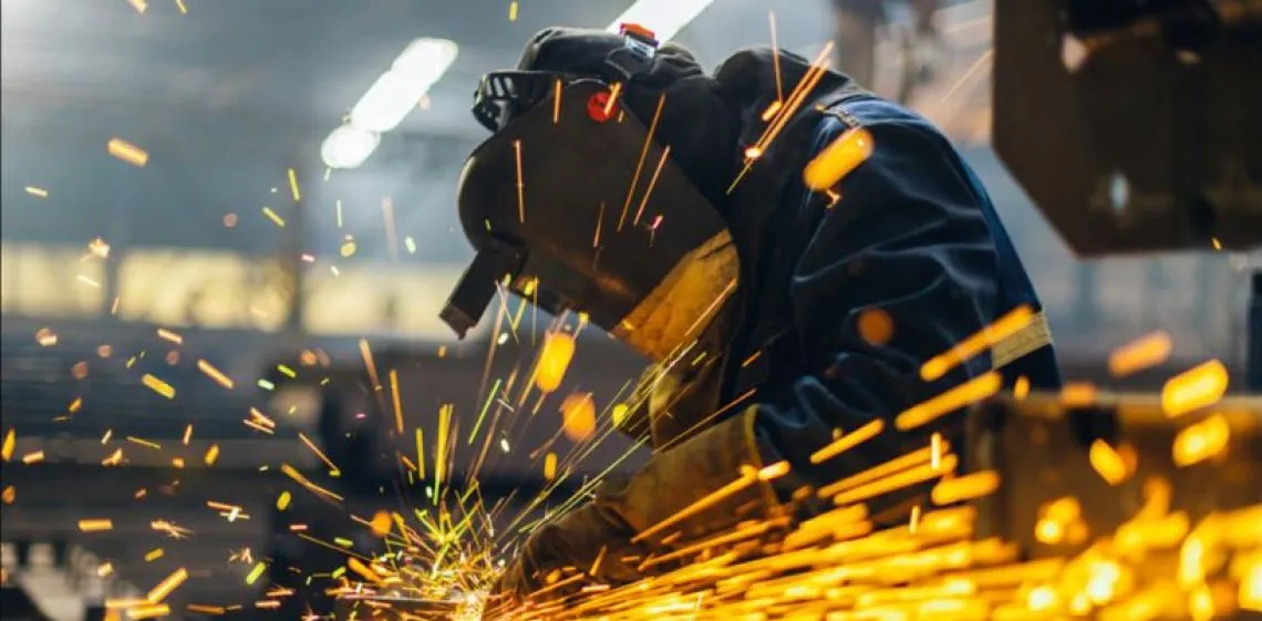La industria sigue estancada y acumula una caída del 2% en lo que va de 2026