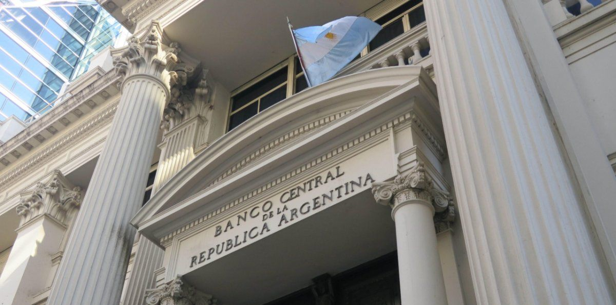 El BCRA pagó más de u$s1.000 millones por los Bopreales y volvió a comprar dólares en el mercado