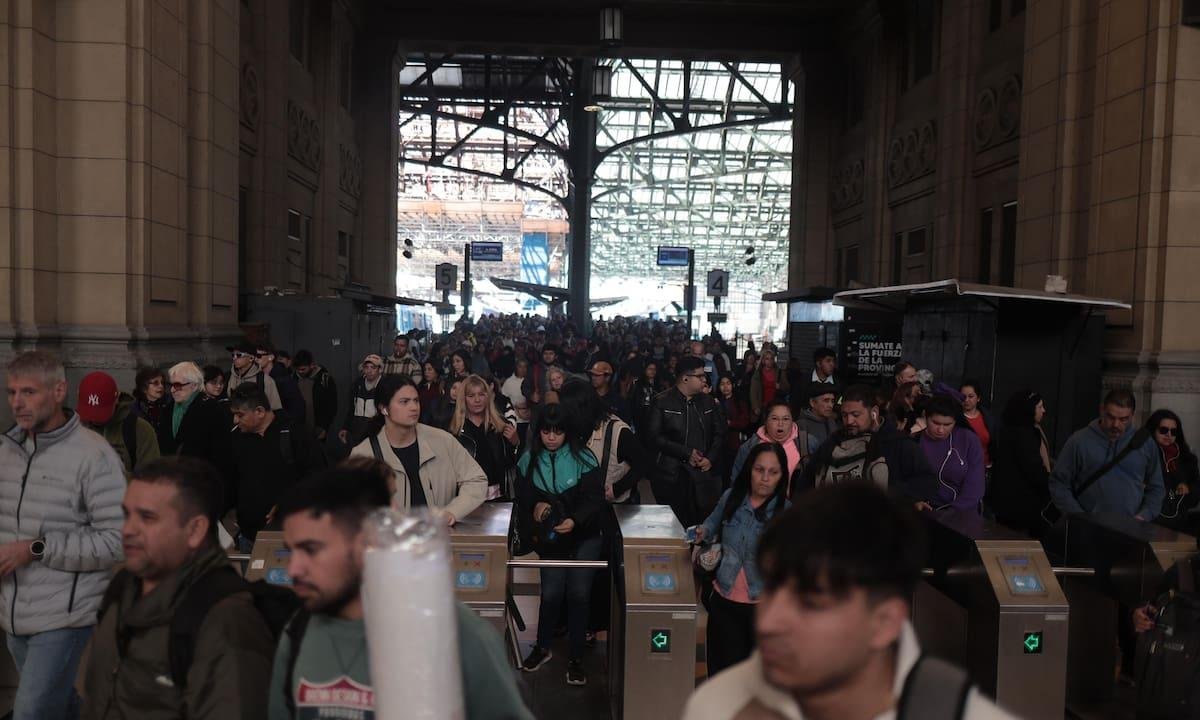 Paro de trenes de este jueves 5 de febrero: todas las líneas funcionarán con normalidad tras la conciliación obligatoria